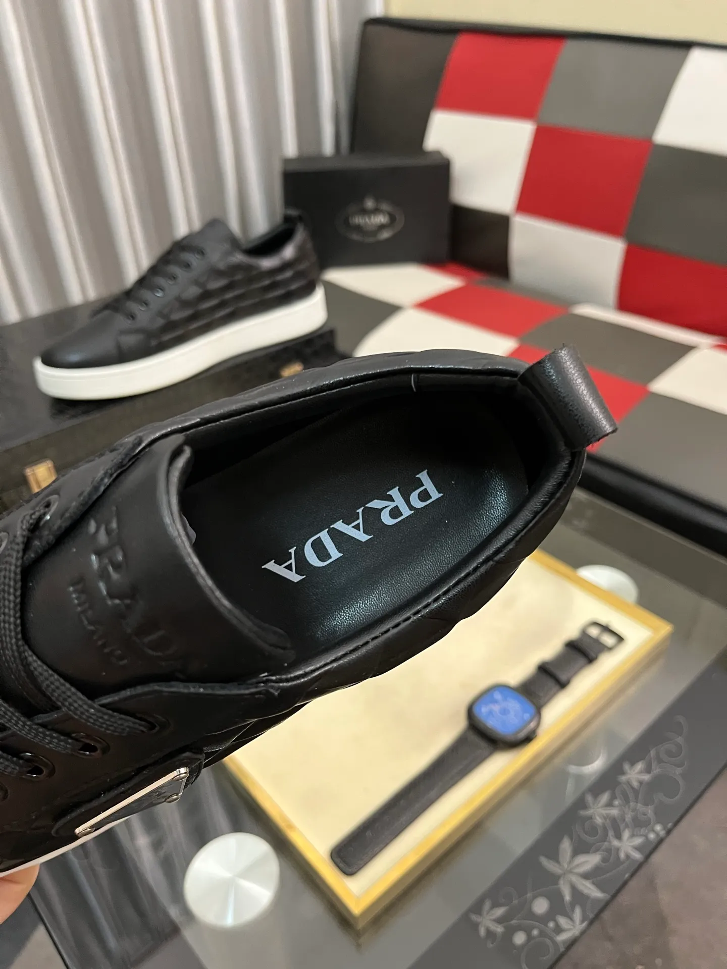 Men's shoes 💰440⌚️⌚️Prada•PRADA original quality.~ Unique modern style sneakers. 🏃A must-have casual shoe for trendy men😍😍 Original brand imported from Italy, imported original leather, sheep lining (refuses to discolor and grind feet) Sole: Original sole provided by the original factory, French lazy style design ⚠️Fit to the feet, original quality, super comfortable original sole. Code number: 38-444️⃣Colors available
